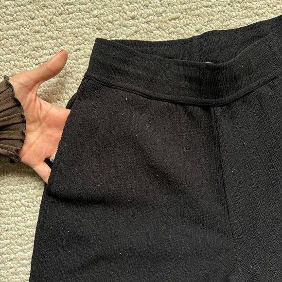 Lightweight high waisted pants with thick band and pockets - Picture 8 of 11